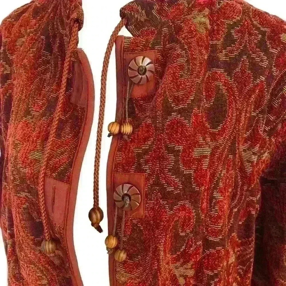 Vintage 90s Flashback Tapestry Jacket Red Burgundy Wooden Size M Button Detail - Picture 6 of 10